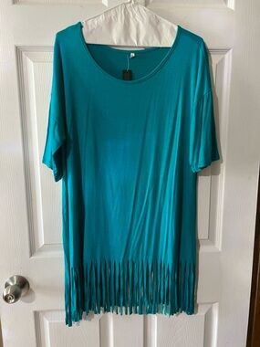 Women’s Teal Fringe Hem Short Sleeve Top